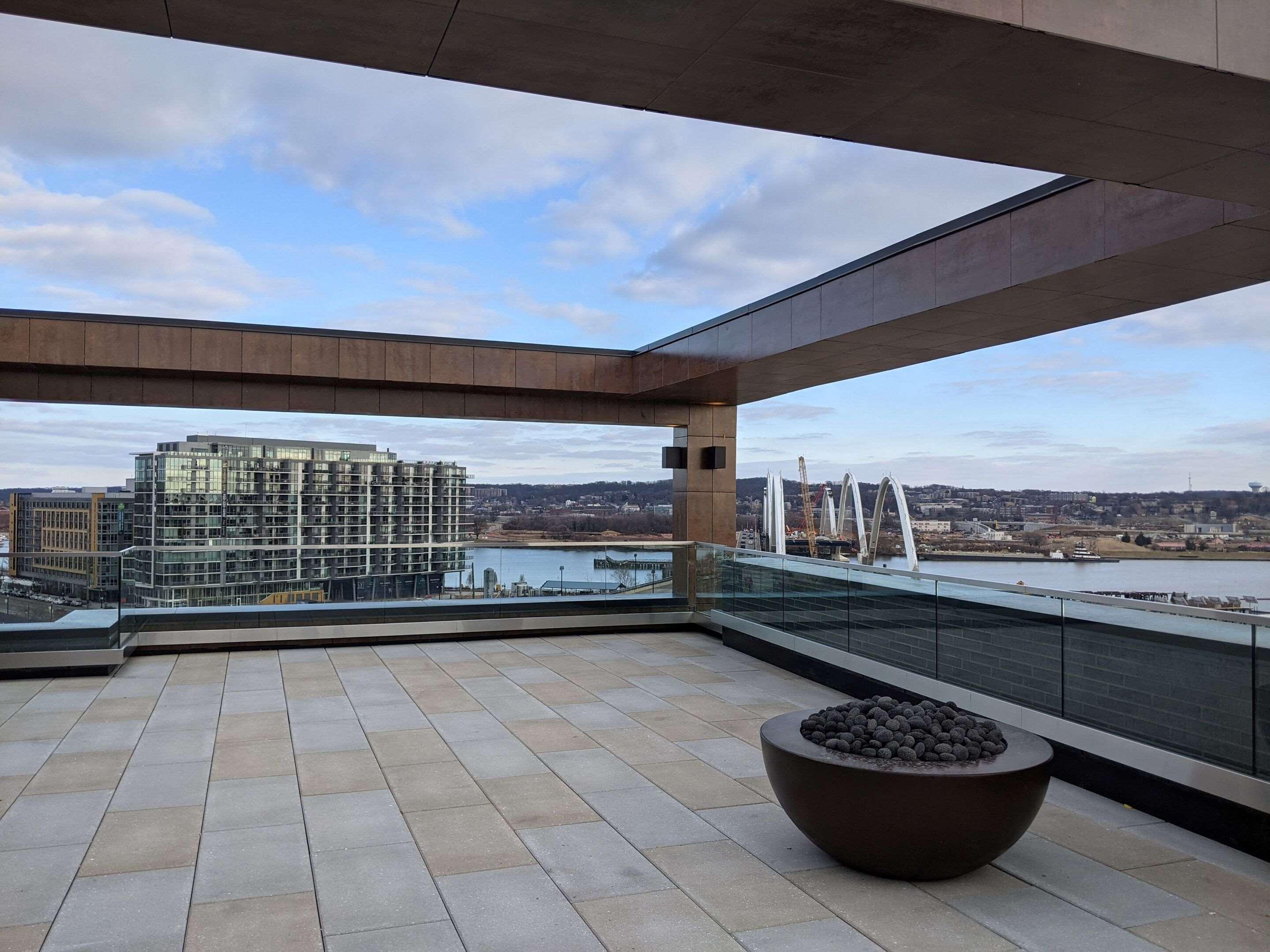 Cambria Hotel Washington Dc Navy Yard Riverfront Exterior foto
